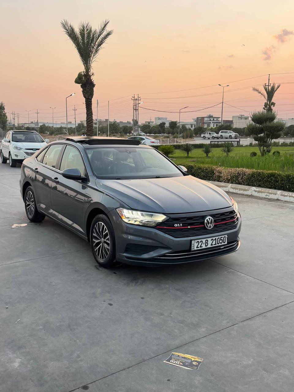 جیتە مۆدیل 2019  فول مواسفات se 

بێ بۆیاخ بێ پارچە گۆرین  دەعامی بۆ دەعامی بۆیاخی نیە بە شەرت بێ ناو بێ ئێرباگ 
نمونەی جوانی و پاکی 

مواسفات 

کوشن کارەبا و کوشن گەرم
گێر مەکینەی نەکراوەتەوە
٨٠ هەزار رۆشتەوە
چوار تای تازەیە

گێر تۆماتیک و عادی سێ مۆدی لێخورین 

زۆر مواسەفاتی تر .... 

نر١37 مەجالێکی کەم)*********** رانية, السليمانية
