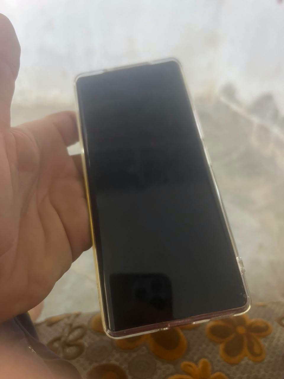 تلفون نوت 50 برو 5 للبيع سعره سعره 450 وبمجال بمجال قليل ذاكره 256 اللي يريد  كرتونه موجوده     رقم التليفون ***********
