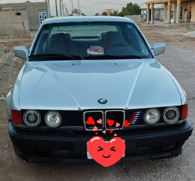 للبيع م ٩١ رقم بغداد سنويه الى ٢٨ محرك كير حداديه داخل تاير تبريد شغال قطعتين كفاله المكان صويره سعر ٤٣ وبيه مجال للطيبين الموشراي لايكسر حلال الناس خل يعبر المنشور ت ***********
