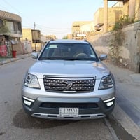 فول مواصفات • ٢٠٠٩ • فتحة سقف