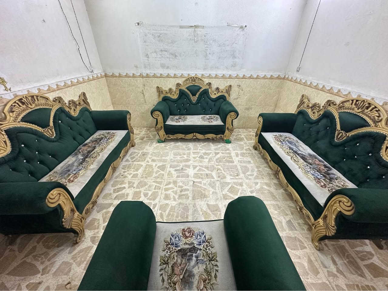 تخم ملكي • ٩ نفرات • واكو