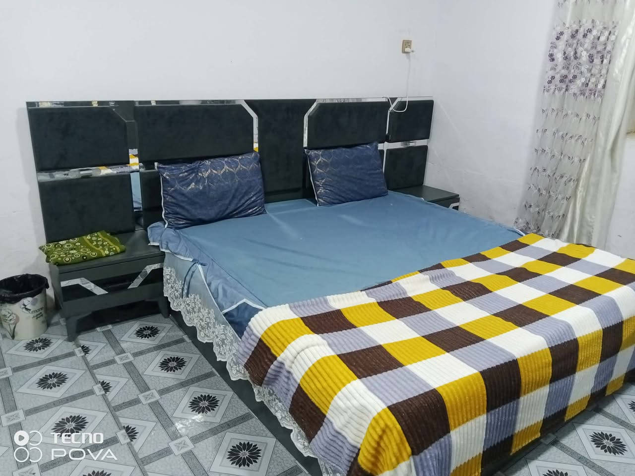 غرفه نوم تركيه اخت الجديده سعرها 750 
ليريد يتوصل ع هذا رقم
***********
