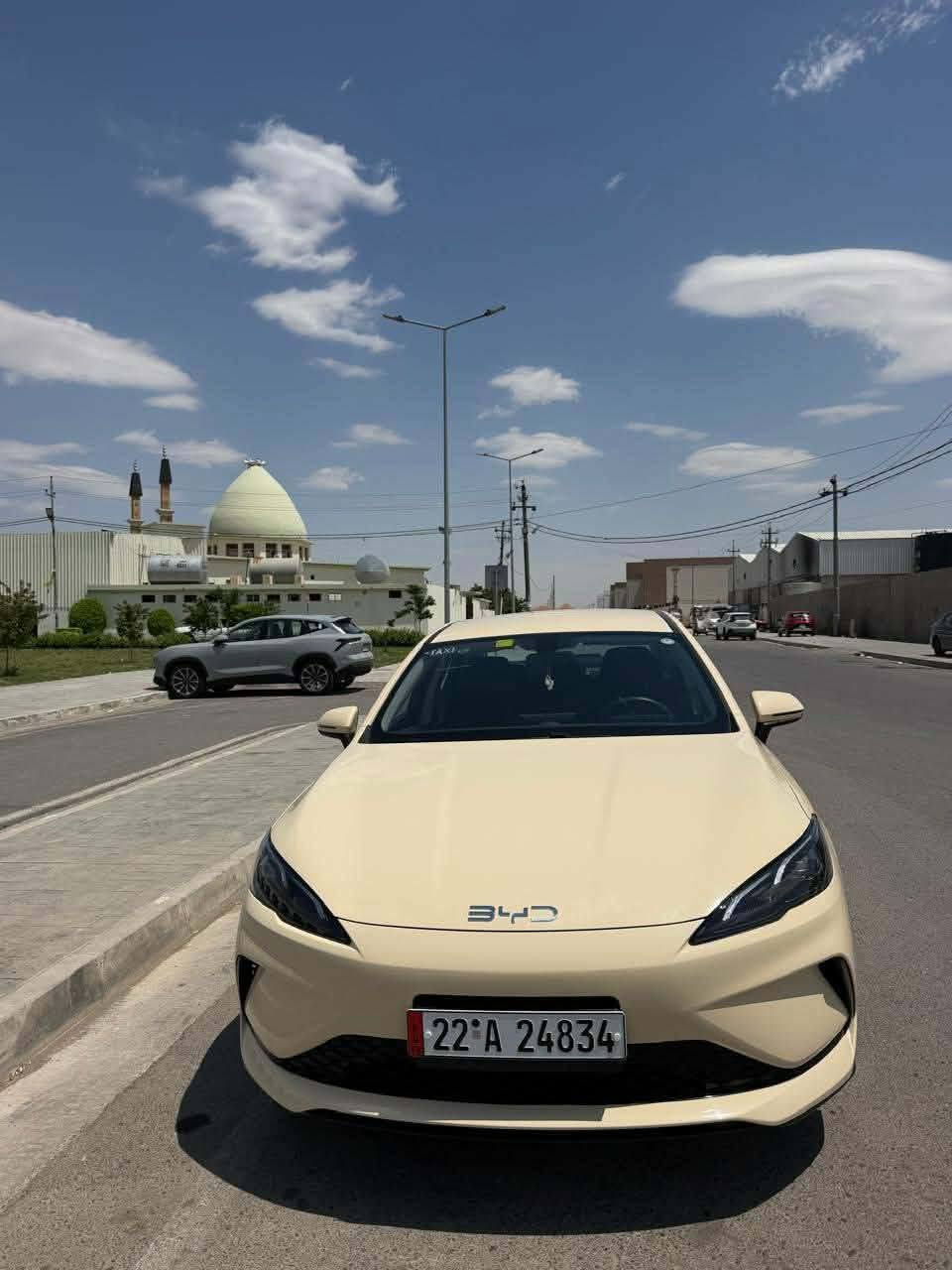 تەکسی
byd seal 05
هەموو گیانی بەشەرت هیچی نیە پاتری 55,
35 هەزار رۆیشتووە زۆر زۆر خاوێنە.
مشتەری تەلەفۆن بکە.
***********
