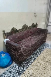 قنفات عدد 3 للبيع كلهم 25 الف  وحده بيهم بيها خسفه بالنص