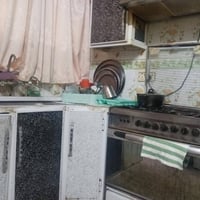 📢 للبيع كاونتر ألمنيوم مع ملحق📏 الطول: 4 متر و75 سم💰 السعر: 600 ألف دي...