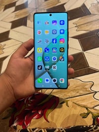 تكنو سبارك 20 برو • ٢٥٦ • بطارية ٥٠٠٠