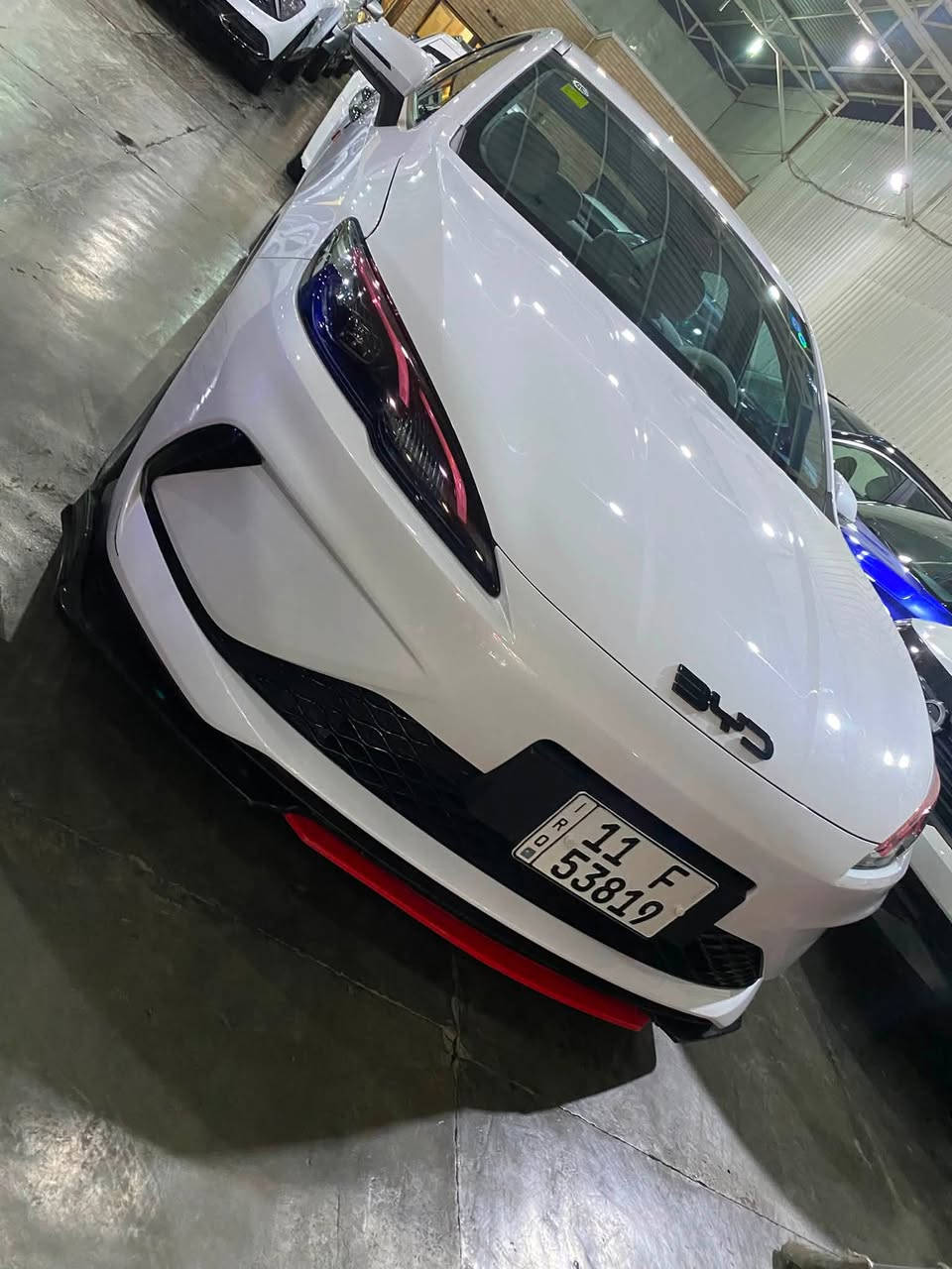 البيع BYD.  SEEL5
2025جديده ماشيه 7الف .

(بصمه+كارت دخول وتشغيل،اضائه Led,دخول ذكي،كامره خلفيه،حساسات خلفيه،داخل ابيضّ،قطعتين تبريد،منافذ TPC،شاشه جبيره +تحديث يوتيوب،شحن لاسلكي،كشنات جلد،ثلاث وضعيات قيادة )  

سعره 20500 

هذه رقم واتساب فقط *********** 

هذه اتصل ***********
مكان بغداد حي العامل

