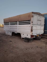 شاحنة • للبيع