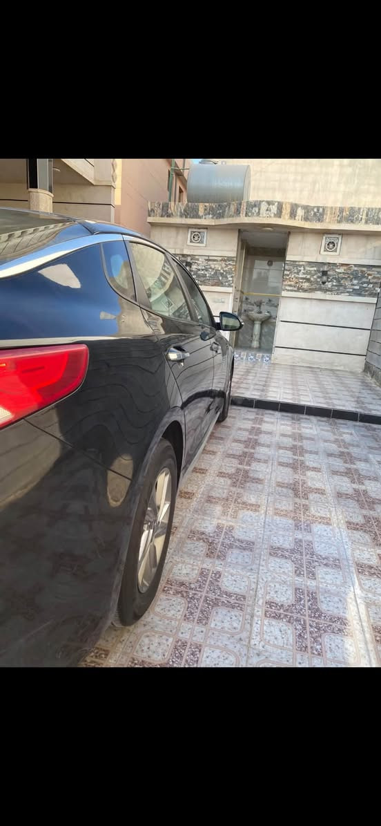 سلام عليكم اخوان 
اوبتمه ٢٠١٨ امريكي 
مواصفات معروفه 
محرك ٢٤٠٠ gdi
فقط معلاي كازكيت و ادامه شرط دير بانزين عادي وتكبس دكه دوانز مابيهه شركه يعني كير ومحرك ماشاء الله شركه
سياره مابيهه نواقص 
حادثهه من امريكه خشم البنيد فقط ونفسه مصلحينه وبيهه شبر صبغ بجاملغ الخلفي جوه قبق البانزين فقط 
وسياره كدامكم كلش حلوه ونضيفه جاهزه تايرات جدد صدر جديد تبريد ثلج 🧊 
سعررر ١٢٥ وبيهه مجال كلش بسيط 
مكان سياره الانبار الرمادي
هـ***********
واذا اكو مراوس اني اراوس تكسي او خصوصي النترا او كورله او فورتي حسب

نص مكتوب في الصور:
- الأربعاء