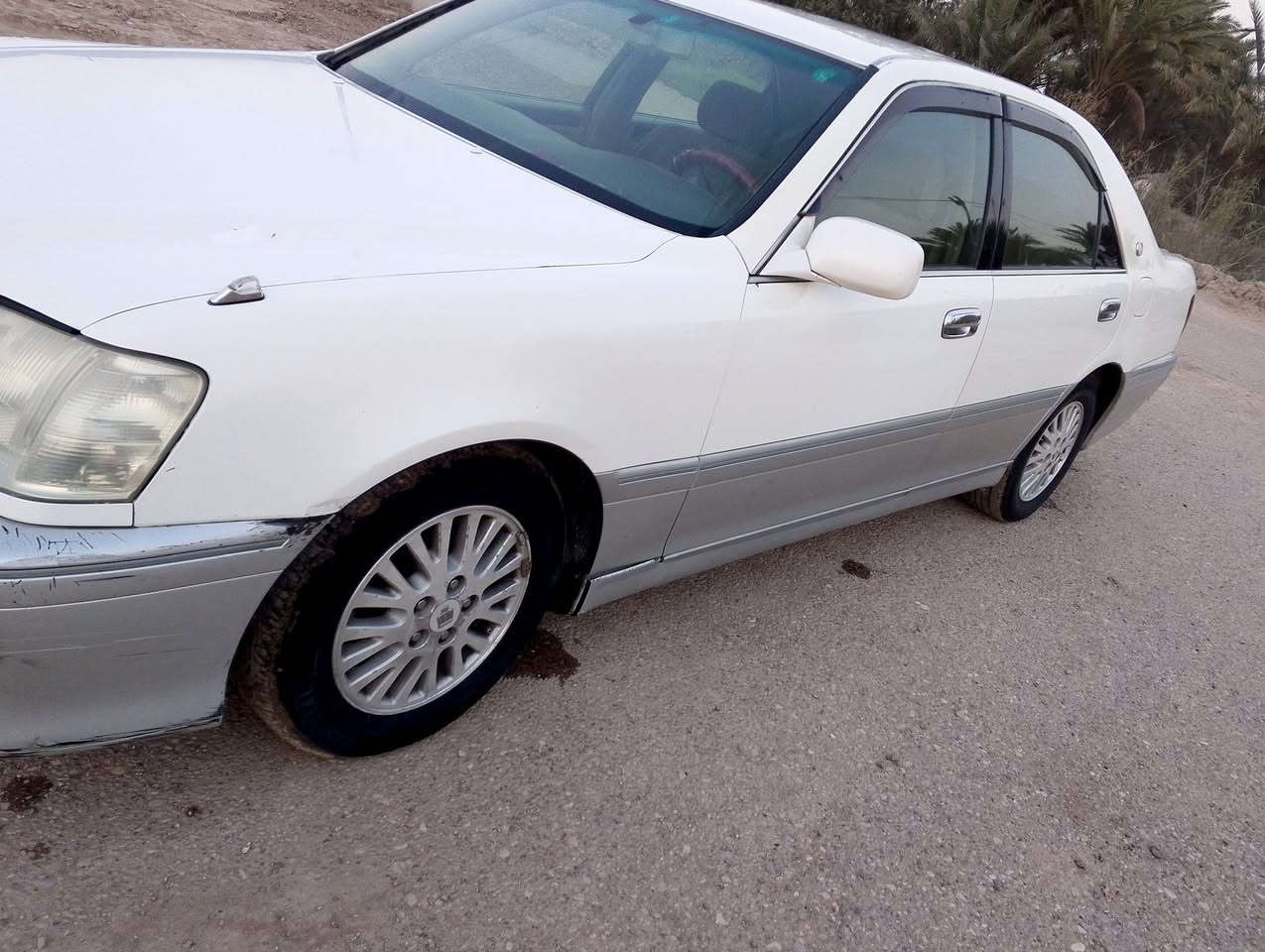 ملكه دخول جديد كرستال .. موديل 2003 .. كصه جنطه.. متوم ارقام وسنويه طبق الاصل .. مكينه وكير كارتون ديفور..حداديه وتخم تاير.. كهربائيات كله شغاله.. دواخل جدد..تبريد ثلج.. السعر 27..مكان شطره .. إتصال ***********
