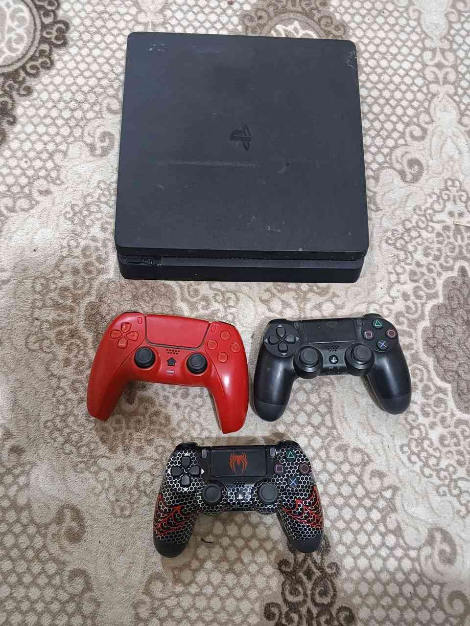 بلي فور • ٥٠٠ جيجا SSD • ٣ جوستكات