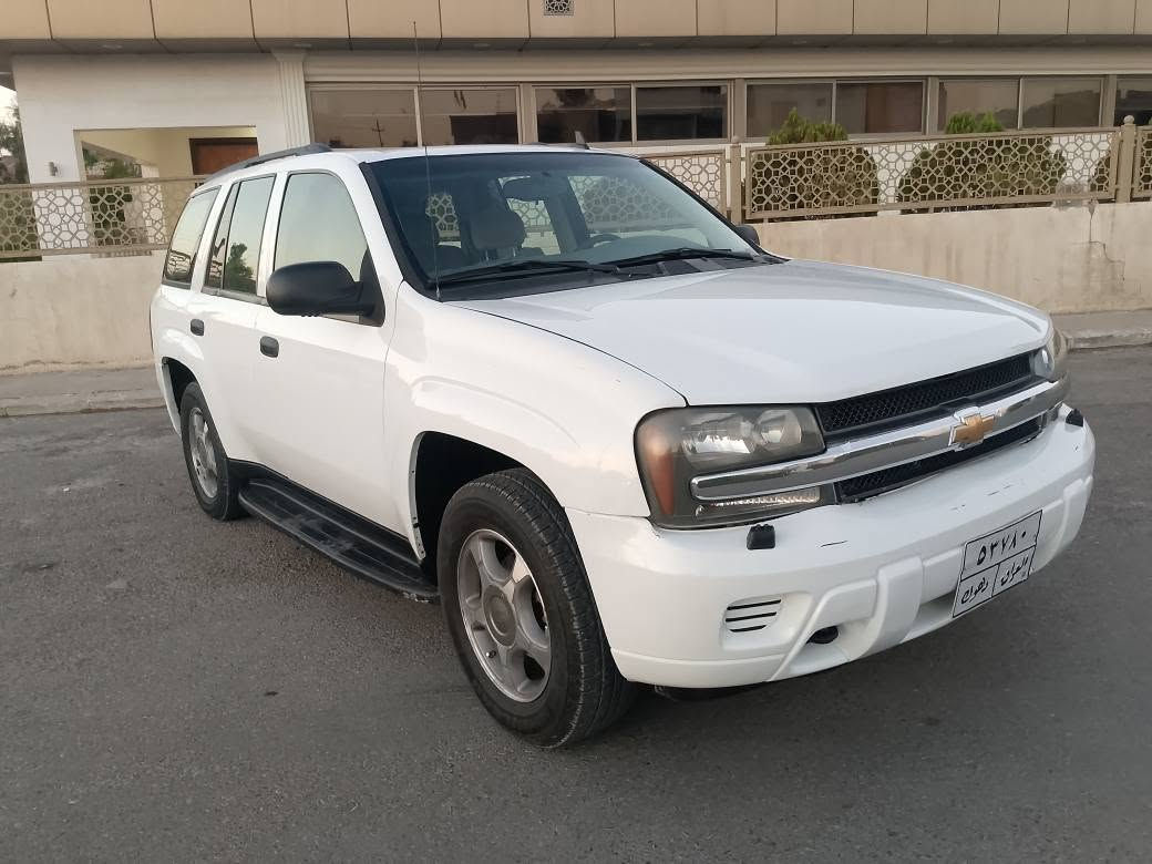 شؤفرلئت ترابلايزةر مؤديل 2008 مواسفات LS دةبل ئةكسل تةبريد گئر مةكينة بةشةرت 4پةنجة بؤياخ باقي دةعامي لؤ دةعامي بةشةرت بةناو كردن بةشةرت لةسةر دةقي شةريكة ماوةتةوة نرخي 95 وةرةقة تةنها فرؤشتنة *********** / *********** أربيل, العراق
