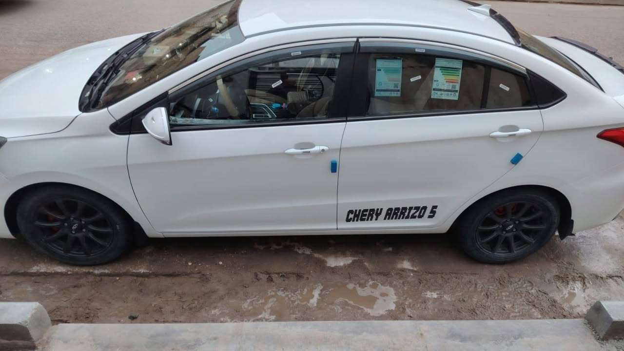 🔥🔥 للبيع شيري أريزو 5 موديل 2025 🔥🔥

🚘 وارد خليجي | رقم معوقين | وكالة ثاني يوم

إذا تريد سيارة نظيفة، شبه جديدة، وجاهزة من

✨ المواصفات والتفاصيل:
🔹 موديل 2025
🔹 مكينة 1600 تنفس طبيعي
🔹 مكينة وكير بحالة ممتازة
🔹 تبريد جاهز
🔹 تايرات جديدة
🔹 فرش أرضية جلد
🔹 السيارة نظيفة ومعتنى بيها
🔹 رقم معوقين
🔹 وكالة ثاني يوم
🔹 جاهزة للاستخدام وما تحتاج أي صرف
بيهها ضربه خفففه مقدمه  البرانكيت سياره مابدل ولا قطعه بيها حته فنسف الراديتر يعني ماملعوب بيها
💰 السعر: 100 ورقة

📞 للاستفسار والاتصال: ***********

🔥 السيارة للجادين فقط، واللي يدور سيارة نظيفة وجاهزة ناصرية, ذي قار
