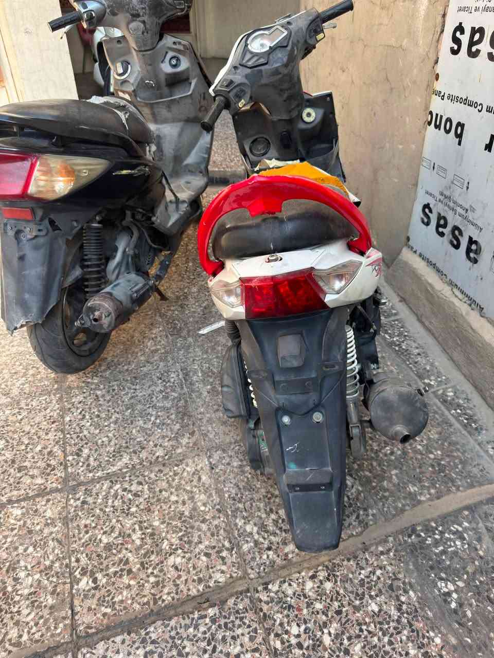 للبيع السكنس والكامكو
فقط كفرات
ال pcx كاملة مابيها نقص 
للأستفسار ***********
