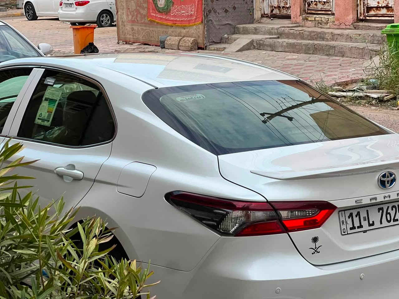 السلام عليكم ورحمه الله 
كامري 2024 حره تحويل رقم بغداد الدولي فول مواصفات 1/1 بيه صبغ 5 اصابع من البنيد فقط والباقي كفاله عامه فتحه سقف بصمه تشغيل وابواب برده كهربائيه وباقي المواصفات معروفه  ياباني اصل السياره جديده جداً وجاهزه من جميع النواحي ماشيه 35 الف السعر 225  للاستفسار *********** مكاني ناصريه مركز
