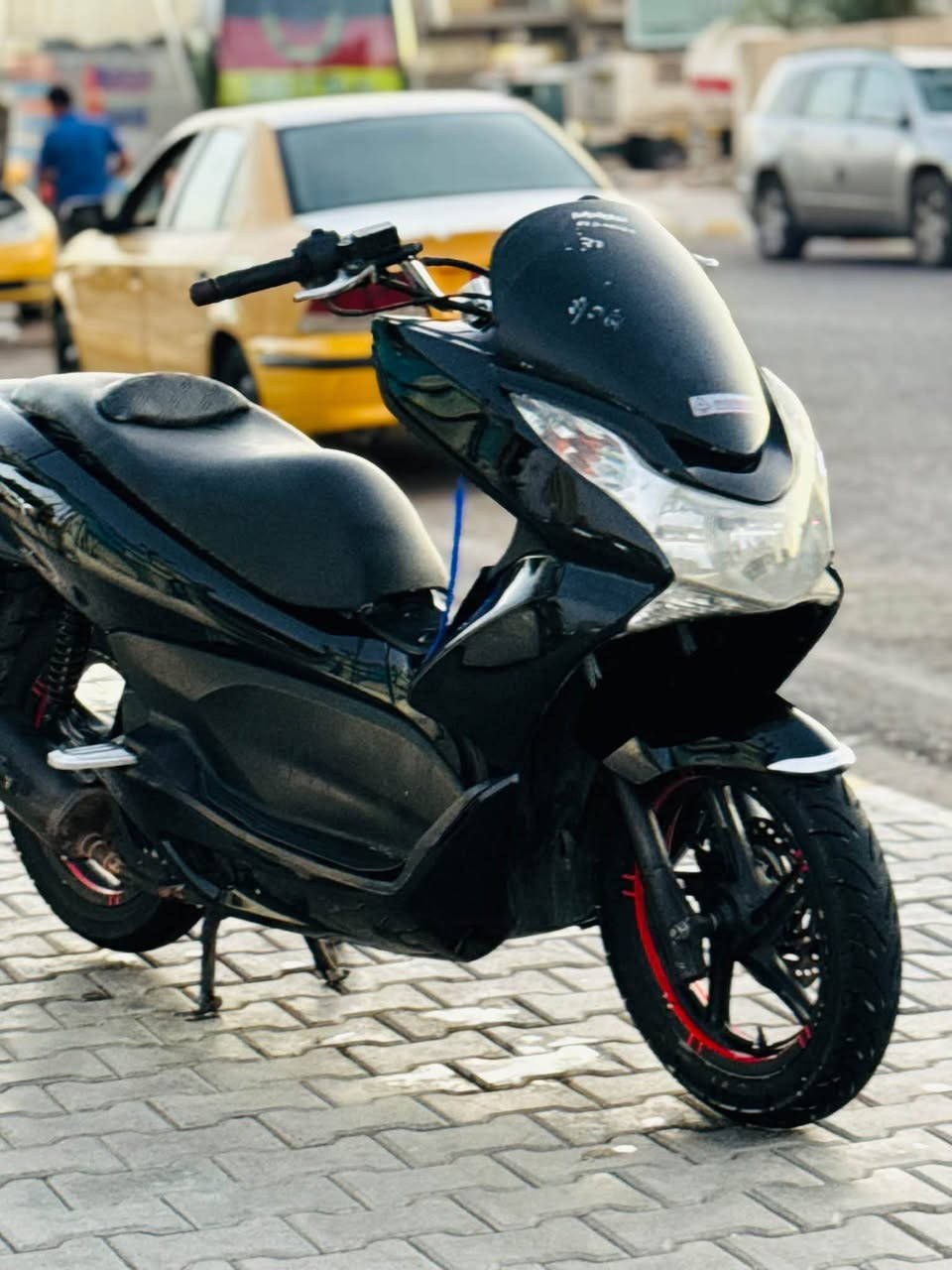 جيل اول مكفوله مكاني كوت خاجيه pcx  *********** السعر مليونين وبيها مجال بسيط
