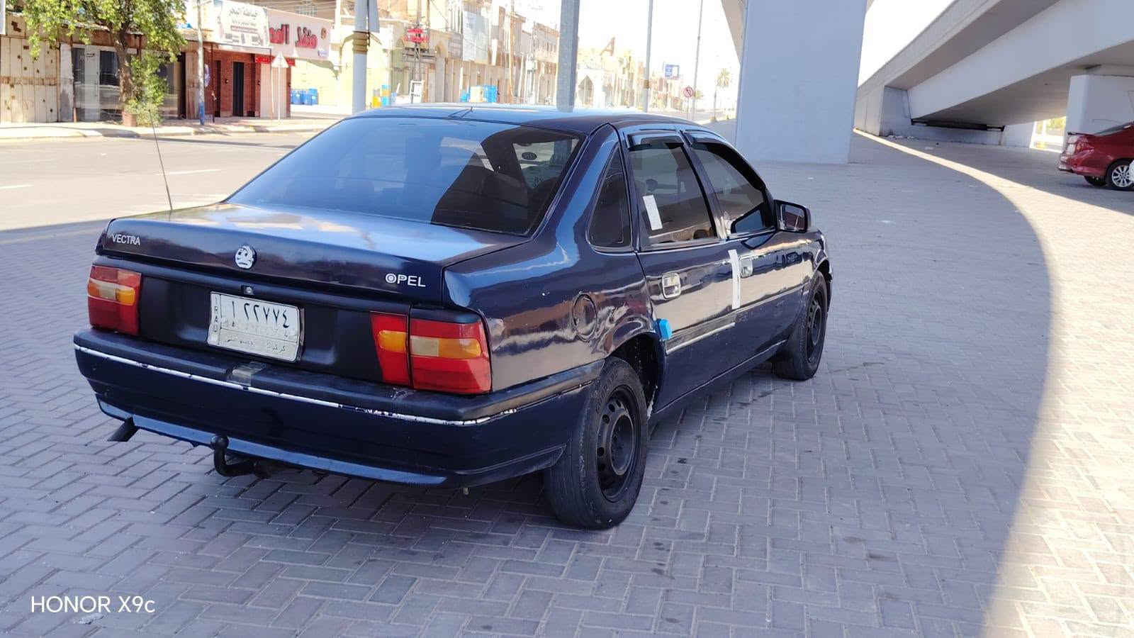 السلام عليكم

اوبل فكترا موديل 1990

سعر مناسب 32وبيها مجال

كير محرك شرط كهربائيت كلها شغاله صدر أمامي خلفي
سقف سلايت 
 نضيف تخم تايرات نضيف بيع أو مراوس حسب القناعه اي استفسار ***********
