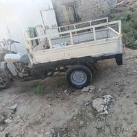 اسود • موديل ٢٠١٠ • رقمي