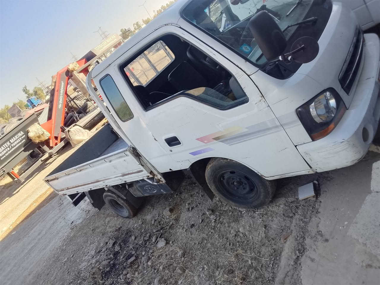 كركوك كيا ام عيون  ام حاكيه رقم نبار نكليزي سنويه 31 شرط تحويل هزه جديده بيه فطر بل شاصي محرك بي خيط بخار بدون تنقيص محرك 3000  كير اكسل شرط  موديل 98 سعر 55وبيه مجال *********** أقره منشور وخابر مكاني كركوك
