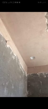 ٥ أونص • اسود وابيض • كادر كامل