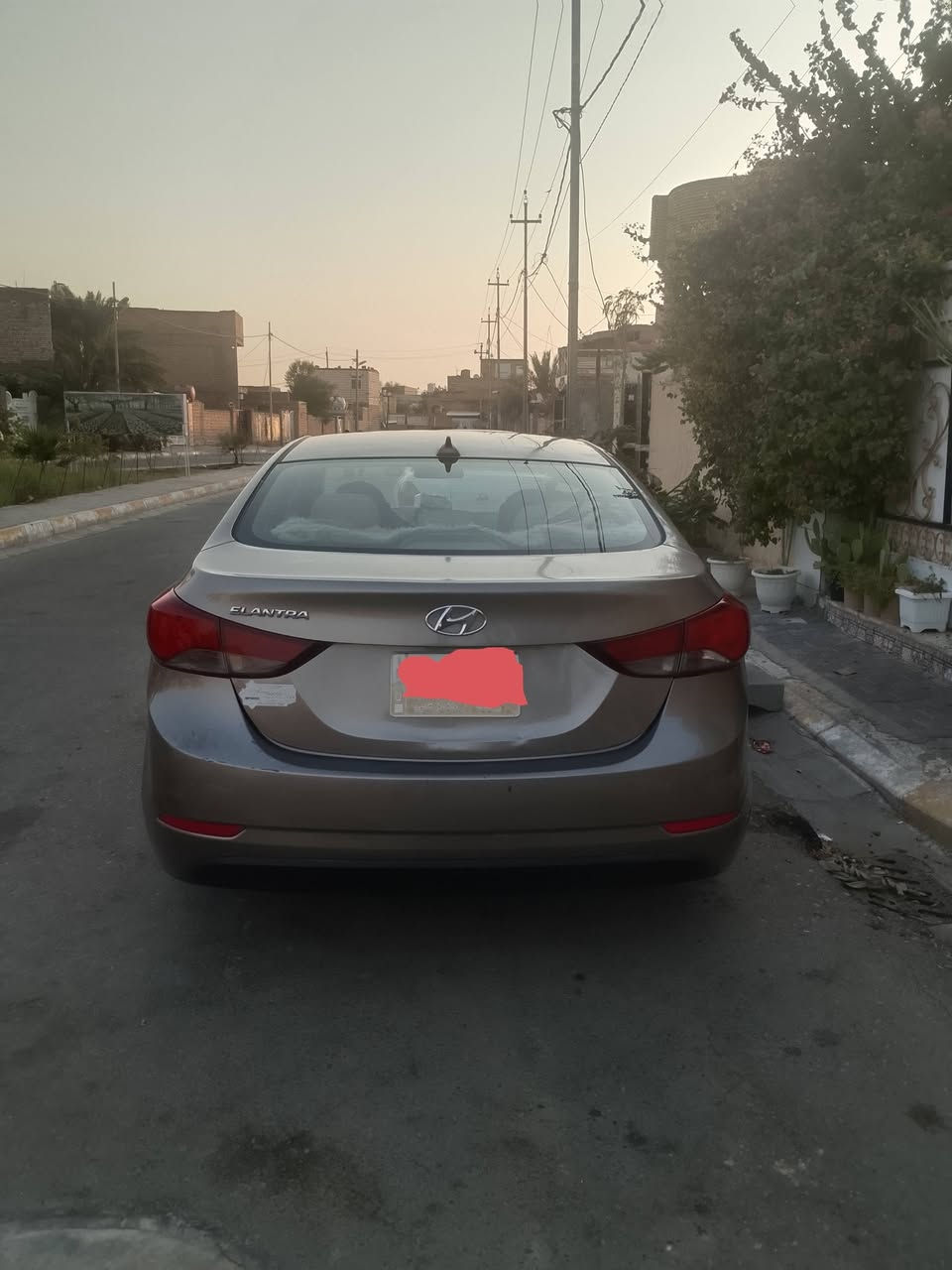 اللنترا مودي ٢٠١٦وارد امريكي
سيارة جديدة  
محرك١٨٠٠
سيارة كلش جديدة وجاهزة تريد تحويل تريد وكالة 
المكان واسط قضاء الحي
الاستفسار 
***********
