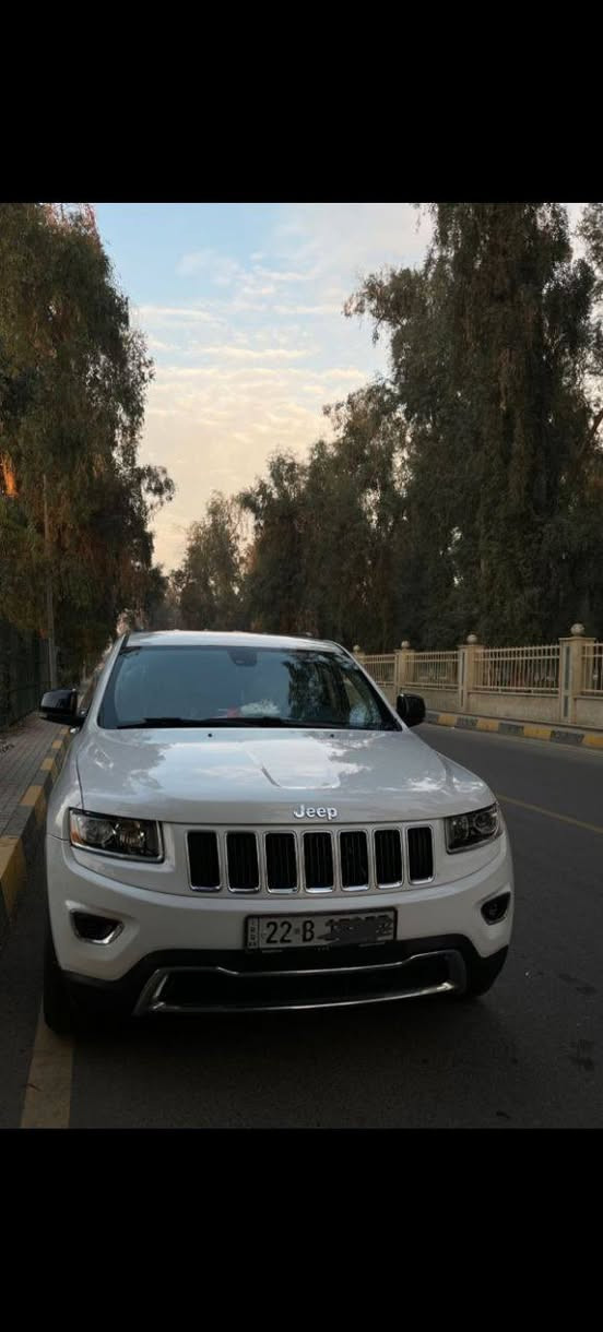 سلام عليكم
جيب 2015 V6 3600 4*4 فول مواصفات عدا السلايت
بصمة ابواب + صندوك + تشغيل عن بعد 
وضعيات قيادة بكرة جبلي ثلجي... الخ
شفتات ستيرن اصلي 
حساسات 
صندوك كهربائي 
تدفئة 4 مقاعد + تدفئة ستيرن 
و الباقي معروفة 
2015 ألمرغوب يعني تمشي بانزين عادي بدون دوانز
رقم اربيل بأسمي
السيارة مكفولة من الصبغ و المعجون فقط باردات بيها 
السيارة ما بيها أي مصرف و كلش نضيفة و كير و محرك و طخم شرط 
مكان موصل 
تفاصيل اكثر اتصل او واتساب 
يرهم مراوس حسب القناعة 
***********

