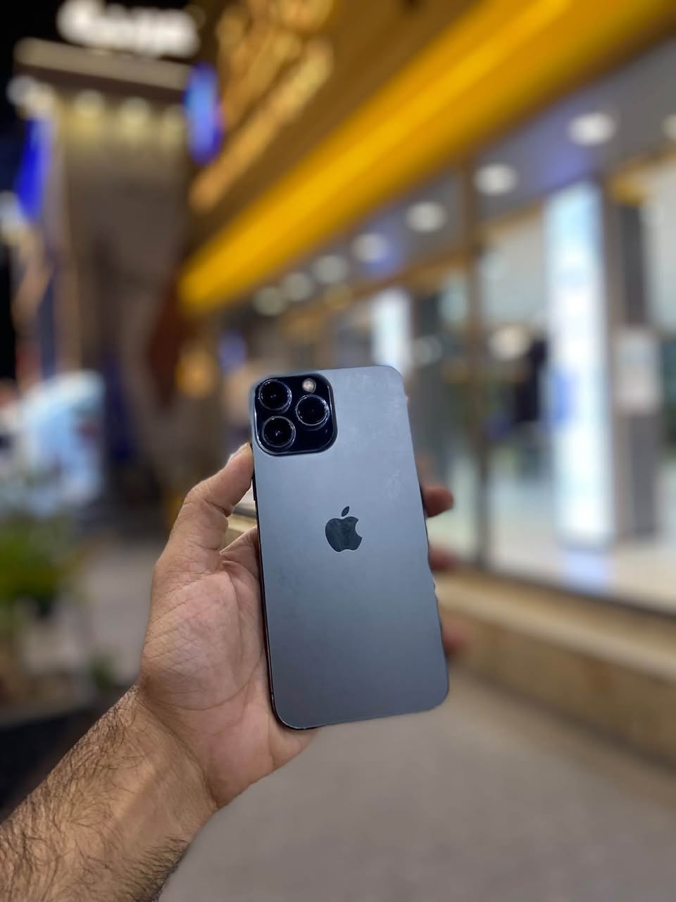 ايفون 13برو ماكس 🔥✅
مبدلات شاشات اصلي  تقره مستعمله بل اعدادات✅

ذاكره 256  بطاريات بلاديه ✅شرط الفحص ✅

السعر 550الف 🔥

عدك بيع مراوس شراء راسلني وتدلل 

واتس ***********

العنوان شارع غدير فرات
