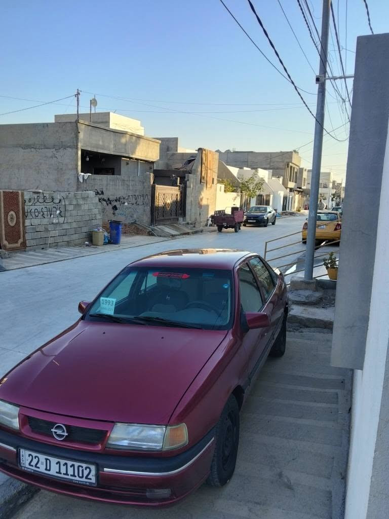 للبيع موديل 1993 وارد ياباني حجم محرك 20اوتمتيك كير محرك بل شراط سيارة مصبوغ جماليه موصفات فول معد سلايت *********** سعر 47 بيه مجال كركوك, العراق
