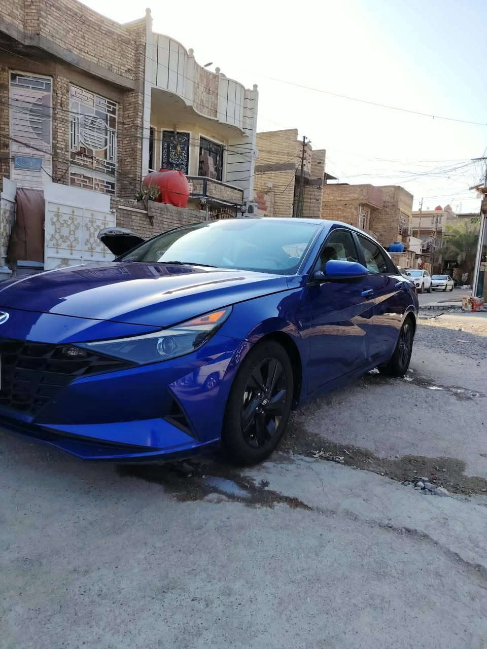 #السلام عليكم من رخصة مدير الكروب المحترم النترة  موديل 2022 وارد امريكي حادثهة الجاملغ الخلفي والفايبر مال الصندوك مبدل فقط مواصفات السيارة بصمة كامرا خلفية رادارات توقف ذاتي حساس خلفي صندوك ذكي مكينة 2000 دوش گير AT مكينة ممفتوحة  صدر جديد تخم تاير جديد صارلة سبوع تبريد ثلج رقم بغداد دولي هزة جديدة السيارة بسمي سنوية 28 السيارة احلة من الصور بچم كبس  
السعر 132 وبيهة مجال بسيط حك الجية. مكانهة بغداد حي اور رقم الهاتف ***********

