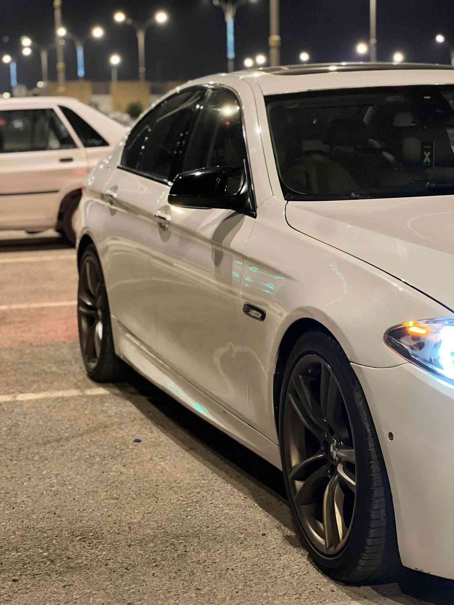 سلام عليكم F10 ! 535 خليجي N55 توين تيربو 2011 عليها  
كن Mلحيه دعاميات Mبك لايت مال gعليها دوان بايب دبات 2 +برمجه سفتي كامل عل محرك والكير 
فتح سرعه ✈️😈طلقات 🧨🧨هاي كل تفاصيلها 
—————————————
تبريد قطعتين
سلايت سقف +مري قلاب عاكسه 🔀
فان منفصل 
داخل بيجي +شاشه كبيره آخر إصدار + اعطال 
نظام قيادة طبيعي + سبورت + سبورت بلص 🔀
ويل 20 
سايد بريك كهربائي ⚡️ 
انارة ترحيب خارجية 🫡
لايت اوتو كشنات خزن ستيرن كهرباء ⚡️ 
5بردات بلاد + 5كامرات محيطيه بلاد فول هوائيات + تفريغ سياره بيهه خشم الجاملغ الأمامي 4 اصابع صبغ فقط + بارد بصيط يم الفتحة اثرطابوك أرباك برده فقط سبب رصعه سعر 175 مجال قليل مكان السياره كربلاء بيع فقط *********** غير متواجد عل فيس

