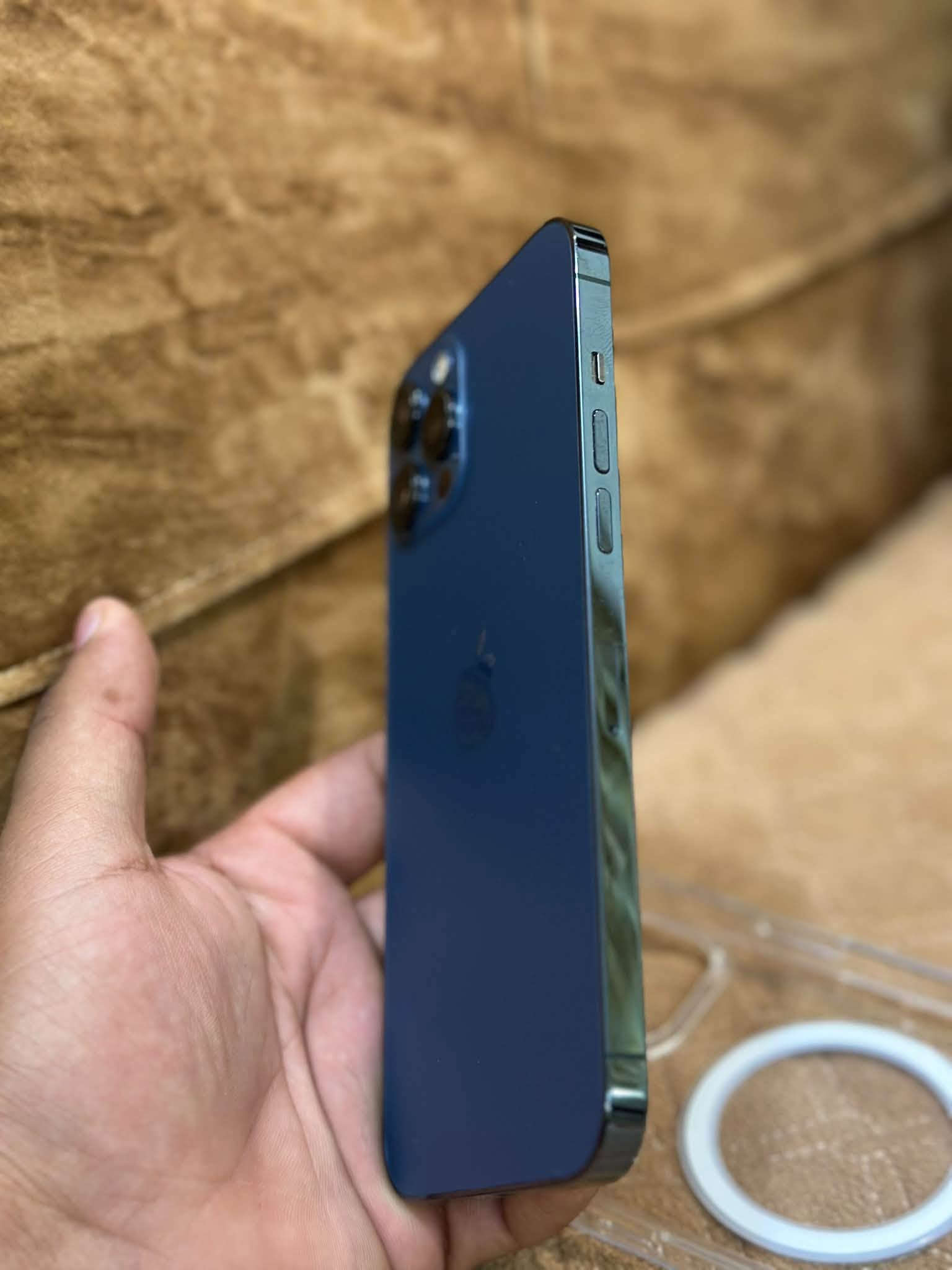 سلام عليكم آيفون ١٢ برو ماكس شرق اوسط بطاريه ٧٩ جهاز وتر بروف كلشي ممبدل.بي ولا مفتوح عنوواني بغداد دوره جمعيه خير الله رقم تلفون *********** واتساب 
خط ***********
سعره ٦٠٠بي مجال
