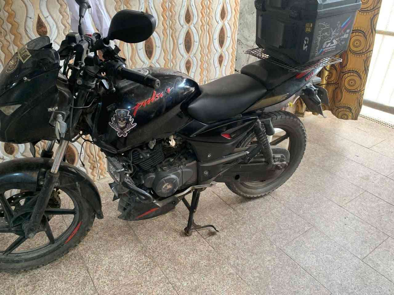 بولسر نيو • موديل ٢١ • سلف