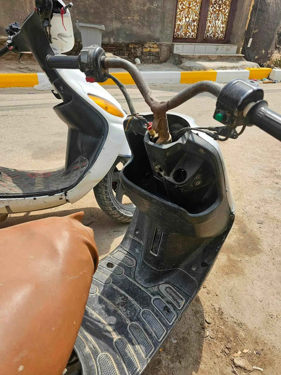 سلام عليكم اخوان عدي دراجتين لأولى دراجه اكزز مامفتوحه ونظيفه السعر قفل من اخير 400الف نظيفه ومكفوله
الثانيه بترا نضيفه مكينه مفتوحه سعر مالتها 95الف وبيها مجال
رقم وتساب ***********
عنواني خنيطله حي زهراء قبل نزلت ال مسلم
