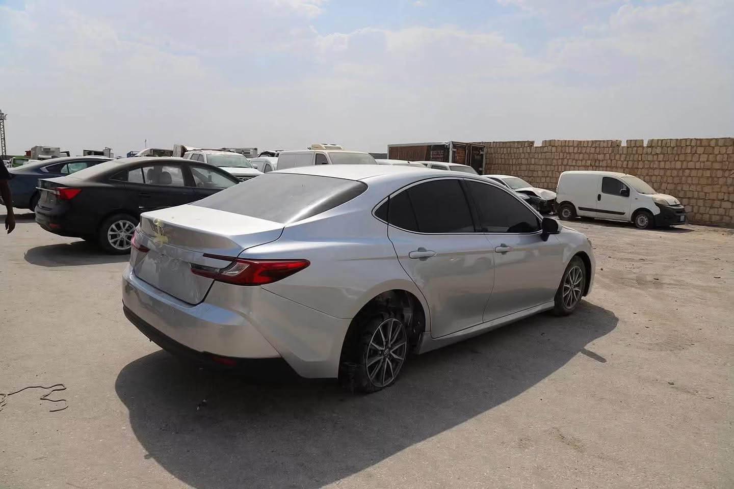 🚘🔥 Toyota Camry 2025 – خەلیجی – فول ئۆپشن

ئۆتۆمبێلەکە ئێستا لە عەین – ئیمارات بەردەستە 🇦🇪
و دۆخی ئۆتۆمبێلەکە زۆر باشە وەک لە وێنەکاندا دیارە.

✅ مۆدێل: 2025
✅ مەکینە: 4 سلێندەر – بنزین
✅ ڕۆیشتوو: نزیکەی 44 هەزار کیلۆمەتر
✅ خەلیجی
✅ کەفالەی گشتی
✅ فول ئۆپشن

💰 نرخی کۆتایی: تەنها 140 وەرەق

🔥 140 وەرەق هەموو شتێکی تێدایە:
شحن + گومرگ + هەموو خەرجییەکان تا ناونیشانی وەرگرتن

✅ هیچ پارەی زیادەیەکت لەسەر نییە
✅ ئۆتۆمبێلەکە تا ناونیشانی وەرگرتنی دیاریکراو دەگات
✅ ئامادەیە بە ناوی خۆت تۆمار بکرێت

⏱️ موعدی وەرگرتن تەنها لە ماوەی 8 ڕۆژدایە
واتە لە ماوەی 8 ڕۆژدا ئۆتۆمبێلەکە لە لات دەبێت.

🇦🇪 ئەگەر کەسێکتان لە ئیمارات هەیە، بەخێربێت دەتوانێت بچێتە مەعرەزەکە لە عەین و ئۆتۆمبێلەکە لە نزیکەوە ببینێت و پشکنینی بکات.

📲 بۆ پەیوەندی تەنها واتساپ:
***********

⚠️ لە فەیسبووک بەردەوام بەردەست نیم، باشترە ڕاستەوخۆ لە واتساپ پەیوەندی بکەن.

#ToyotaCamry2025 #ToyotaCamry #کامری2025 #تۆیۆتا #کامری_خەلیجی #ئۆتۆمبێلی_هەولێر #ئۆتۆمبێلی_عێراق

🚘🔥 Toyota Camry 2025 – خليجي – فل أوبشن

متوفرة حالياً في العين – الإمارات 🇦🇪
والسيارة بحالة ممتازة كما موضح بالصور.

✅ موديل: 2025
✅ محرك: 4 سلندر بنزين
✅ ماشية: 44 ألف كم تقريباً
✅ خليجي
✅ كفالة عامة
✅ فل أوبشن

💰 السعر النهائي: 140 ورقة فقط

🔥 السعر شامل كل شيء:
الشحن + الكمرك + جميع المصاريف لحد عنوان الاستلام

✅ بدون أي دفعات إضافية
✅ السيارة توصلك لحد عنوان الاستلام المتفق عليه
✅ جاهزة للتسجيل باسمك

⏱️ موعد الاستلام خلال 8 أيام فقط
يعني خلال 8 أيام تكون السيارة يمك إن شاء الله.

🇦🇪 واللي عنده شخص بالإمارات، يتفضل يزور المعرض في العين ويشوف السيارة ويفحصها على الطبيعة.

📲 للتواصل واتساب فقط:
***********

⚠️ التواصل على الفيسبوك مو دائماً متوفر، الأفضل التواصل مباشرة على الواتساب.

#ToyotaCamry2025 #ToyotaCamry #كامري2025 #تويوتا #كامري_خليجي #سيارات_العراق #سيارات_اربيل أربيل, العراق
