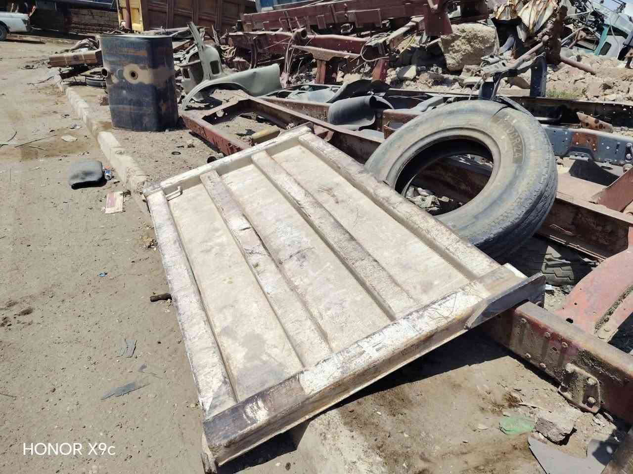 سلام عليكم باب ابو لعلم لبيع طول 140عرض 240 وجك نضيف لا نضوح ولا مفتوح تعليك وتنزيل سريع/***********/مكان فلوجه
