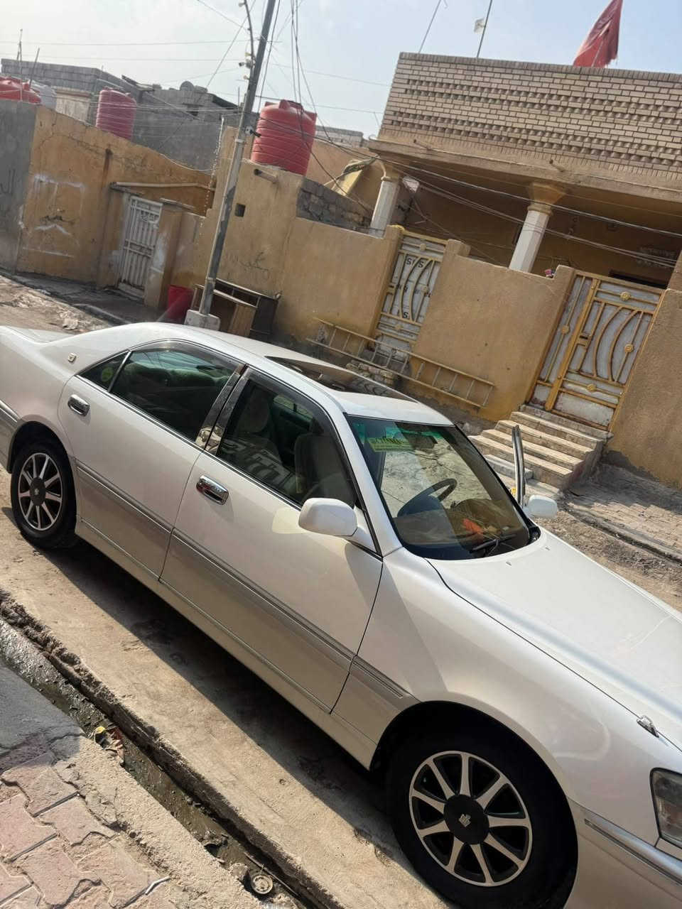 السلام عليكم كراون ملكه ادوات ادوات متومه طبق الاصل فرق رقم واحد بل داش كفاله كصه سرقه عشائر     
4دكم  كرستال اصل 2003   - برده خلفيه لايت زنون بلاد كشنات جلد  4 كهرباء استيرن كهرباء جنجر 6 اقراص دمام خلفي سبلت دوار 
مكان السياره بصره  
سعر 55 مجال بسيط
***********الرقم
