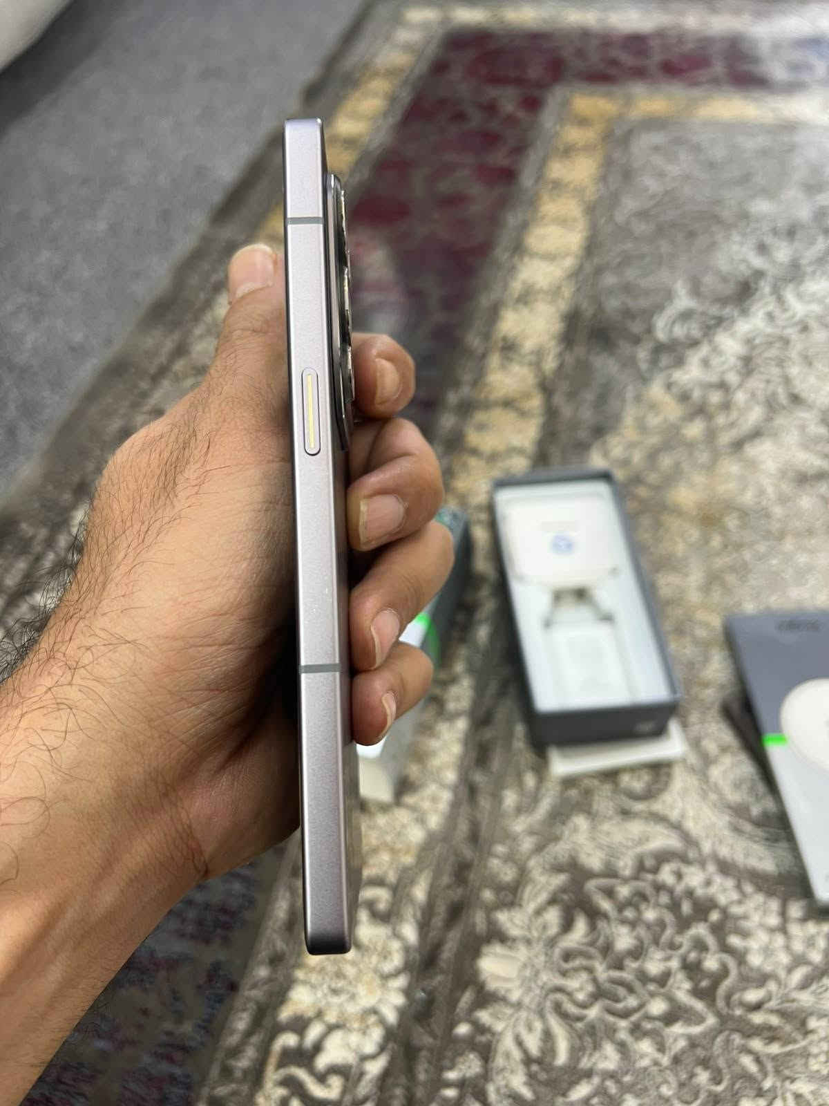 Infinix note 50 pro plus 5g

کامل ئەشیا +وایەلێس چارج
پاتری 99
ڕام 12+12 و  256گێگا
زەمانی شەریکەی ماوە
%99خاوێن .نەکراوە بێ عەیب بەزەمان 
پاتری ٥٢٠٠ و 100وات فاستچارج
کامێرا 50mp.   100X ZOOM.  Video 4k 60fps
selfi 32 mp . Video 4k
 شاشەیەکی زۆر نایابی amolid 144 hz
ip65  دژە ئاو
PUBG   120FPS 

نرخ  290دۆلارقفل  معاملەی نیە 

*********** وەتسئەپ
گەیاندن بەردەستە أربيل, العراق

نص مكتوب في الصور:
- 2:40 61 My Phone XOS 16.3.0 Check for Updates Device Name Infinix NOTE 50 Pro+ 5G Storage 39.96 GB / 256 GB Model Infinix X6856 CPU Dimensity 8350 Ultimate RAM 12.00 GB+12.00 GB Rear Camera 50M OIS+50M OIS+8M Front Camera 32M Battery 5200mAh
- 2:40 61 Battery Health Maximum Battery Capacity 99% This is relative to the capacity of the battery when it was new. The higher the value, the longer the battery life. Batteries are consumable components. How to Extend Battery Lifespan AI Charging Protection By learning your charging routine, the battery will be temporarily charged to 80% during long-term charging. Custom Charging Protection When charging for a long time, you can set the maximum charge level to avoid leaving the battery 100% charged for a long time.