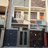 مشتملات للبيع عددذ2 مساحة المشتمل الواحد70م واجهة3.50م نزال20م  استقبا...