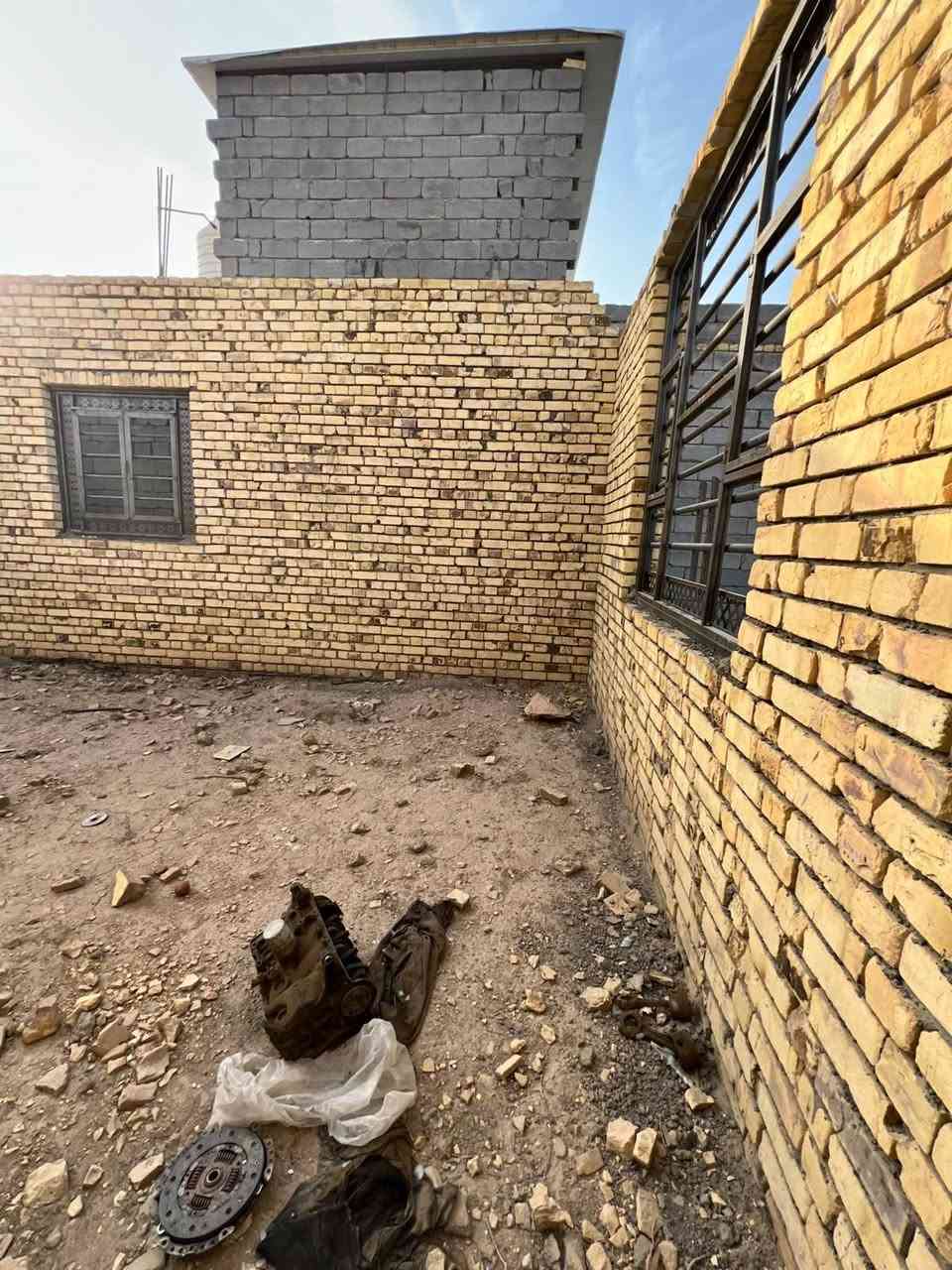 ٥٠٠م • هيكل متاكمل • ٣غرف سويتات