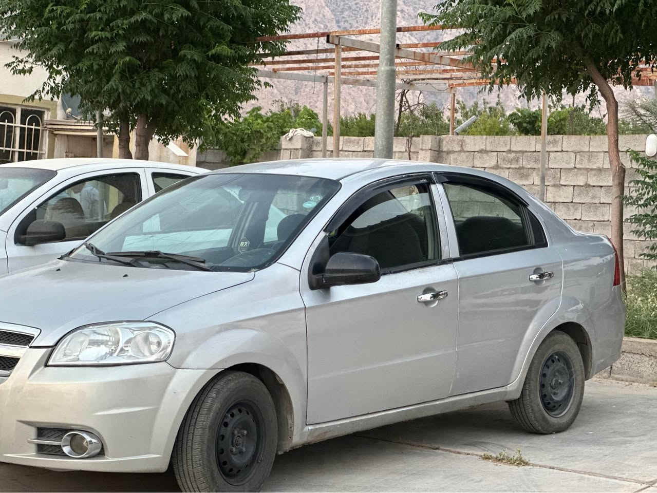 شۆفرلێت ئەڤیۆ مۆدێل ٢٠٠٨
بە نسبەت بۆیاخ عام نیە و عیزام نیە
سەنەوی لە ٢٠٢٤ بەسەرچووە و بەناو کردن و غرامە بەشەرت سعرى ٤١$وه رقه
***********
*********** شقلاوة, أربيل
