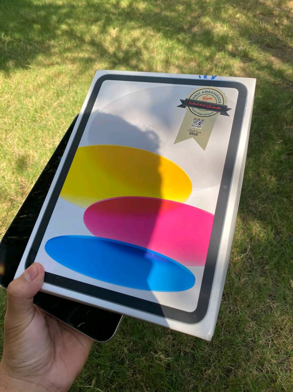 السلام عليكم 
iPad (11)A16
ذاكره 128
بطاريته 96🔋عدد الدورات127
اللون رصاصي تيتانيوم
الايباد بعده بل ضمان ينتهي بشهر ال١٠ الجهاز كلش نضيف وما مفتوح ولا مصلح ابد بل باكيت السعر 490 مكاني بغداد حي الجامعه وسعر بي مجال حك الجية رقمي للأستفسار:***********