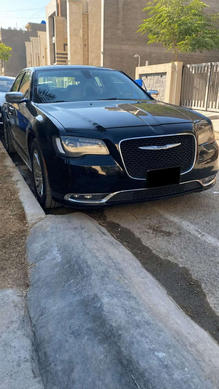 � للبيع كرايسلر C300 موديل 2016
🔹 اللون: أسود
🔹 المحرك: 3.6
🔹 الممشى:223000 ألف كم
🔹 رقم بغداد خصوصي
🔹 هزة سنوية جديدة
🔹 

💰 السعر:  203 $ قابل للتفاوض بالمعقول

📱 واتساب: ***********
                              ***********
للاستفسار والمعاينة، التواصل على الرقم أعلاه

