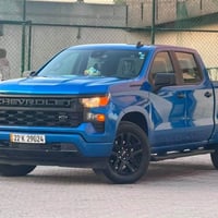 شفروليه سلفرادو 2023 بدي قصير باب طويل المرغوب نضيفه وجاهزه محرك 2.7 ت...