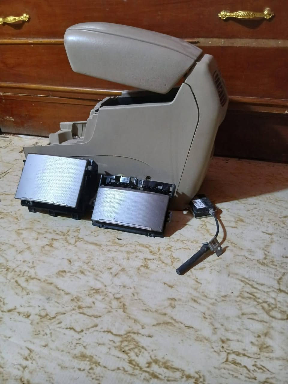 حصين مال ازيره ***********
