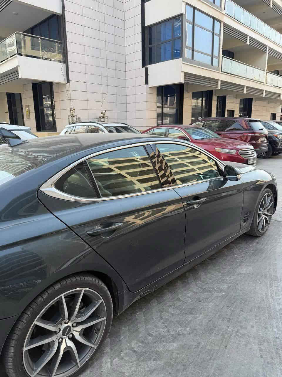 جنسس G70 • ٢٠٢٣ • ٩٠ ألف كم