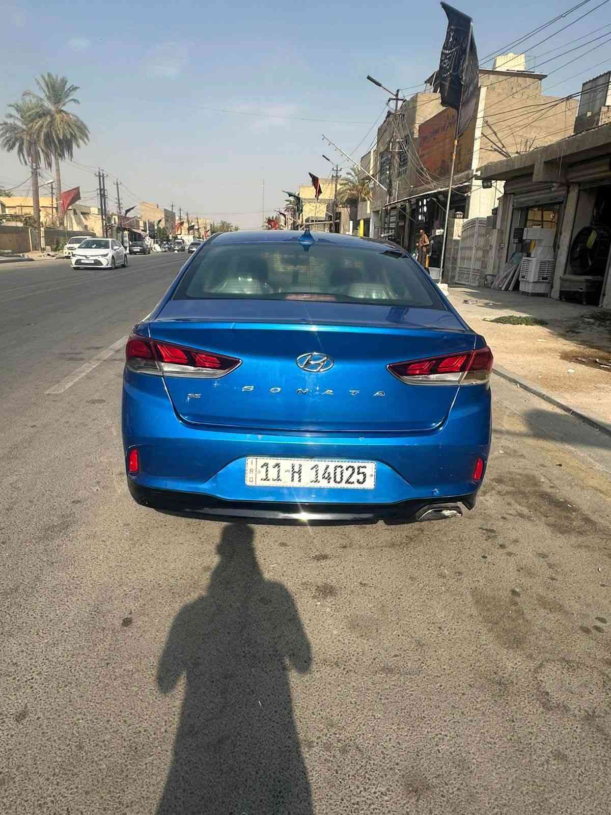 السلام عليكم هونداي سونات 2018 البيع وارد أمريكي حدث بنيد مبدل وبيه 3 قطع كلير كير مكينه خير من الله تبريد شغال صدر جديد السياره جهازه السياره بسمي رقم بغداد جديد مكان السياره بغداد زعفرانيه  رقم تلفون ***********
