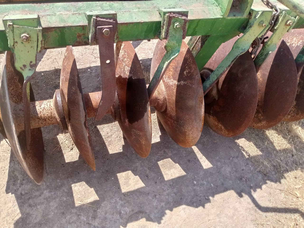 دسك تفليش للبيع اي شي تحتاج صوج فرنسي ابو الغزال الحجم ٢٨ جدد
