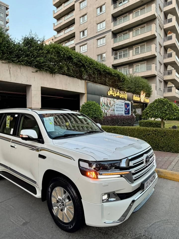 Land cruiser GXR  2018    V8  73,000 km‏
( واید ئیدیدشن )

‎لاندكروزر 2018  ساز باب أول وايديشن  بشرط فحس شريكة 
‏‎ملاحظە : الاخوان رجائن بس بیع نقد بدون مراوس📌
أخت زيرو بل كارتون 📦📦
‏‎لاندکروزر 2018  SAS 
‏‎💎محرک 8 سلندر 
‏‎⌛️ماشي 73,000 ألف
‏‎💎 بسمطين  +سماعة بيلادي +فرشات بيلادي مجوود 
☎️***********                        465$

‎‏‎💎 مكفولة كفالة عامة من الدعامية إلى الدعامية
‏‎ 💎 بدون صبخ .بدون بارد  ،بدون رصعات ،بدون حتى شخط
‏‎دعاميات هم بدون صبغ ،رمل مابي ،لحية بدون صبخ ..بقية كلها بشرط

‏‎🧬فول فول مواصفات
‏‎شاشة كبير لمس 5 كاميرا حاسة رادارات
‏‎كاميرات 3 شاشات سيلاد فتحة سقف 
‏‎كشن جلد كشن كاراباي شحن موبایل  8 اريباك تبريد مركزية
‏‎بصمة تشغيل عن بعد باب جاك سلاجة ليد زينون 
‏‎تحكمات ستيرن دبل فوليوم فورويل هوك
‏‎سيارة بها 2 بصمة من شركة جديد جدأ 
‏‎سيـارة عل نظافتها احسبها صفر زيرو

💎 تخم تاير دنلوب الاصلي

‏‎ 💎محرك كير بشرط مامفتوح
‏‎سيارة حيل نظيفة كلشي عل بلاد لوك
‏‎سنوية زنكة كلشي جديد مدفوع لـ2031
‏‎باسمي السنوية بشرط تحويل و خرامة 
‏‎سيارة مابيـها دينار مصرف كامل من كل نواحي

‎‏‎♻️نفسي يوم /تحويل و وكالة حاظر
‏‎📍مكانك /داخل سليماني
☎️***********
