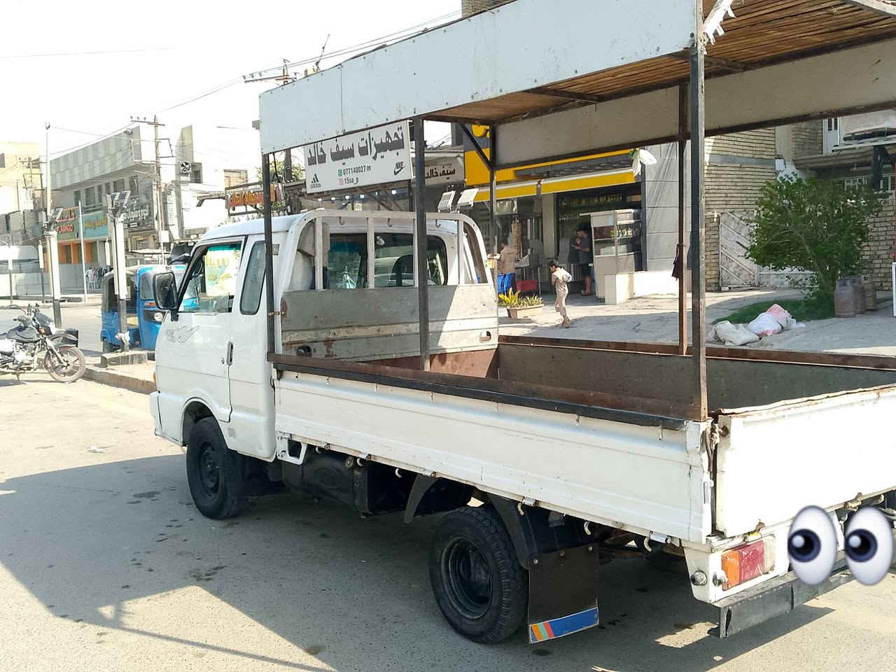 سلام عليكم كيه بنكو موديل 95 قماره وربع سبعه جنكال كير ومكينه وكسن خير من الله رقم انكليزي بغداد بسمي تحويل ثاني يوم صدر امامي خير من الله تايرات نضيفه تبريد عوزه بس غاز سياره بيه رشات بصيطه فقط ادوس امعمره احله من الصوره مكاني بغداد زعفرانيه اربع شوارع 
رقم ***********
