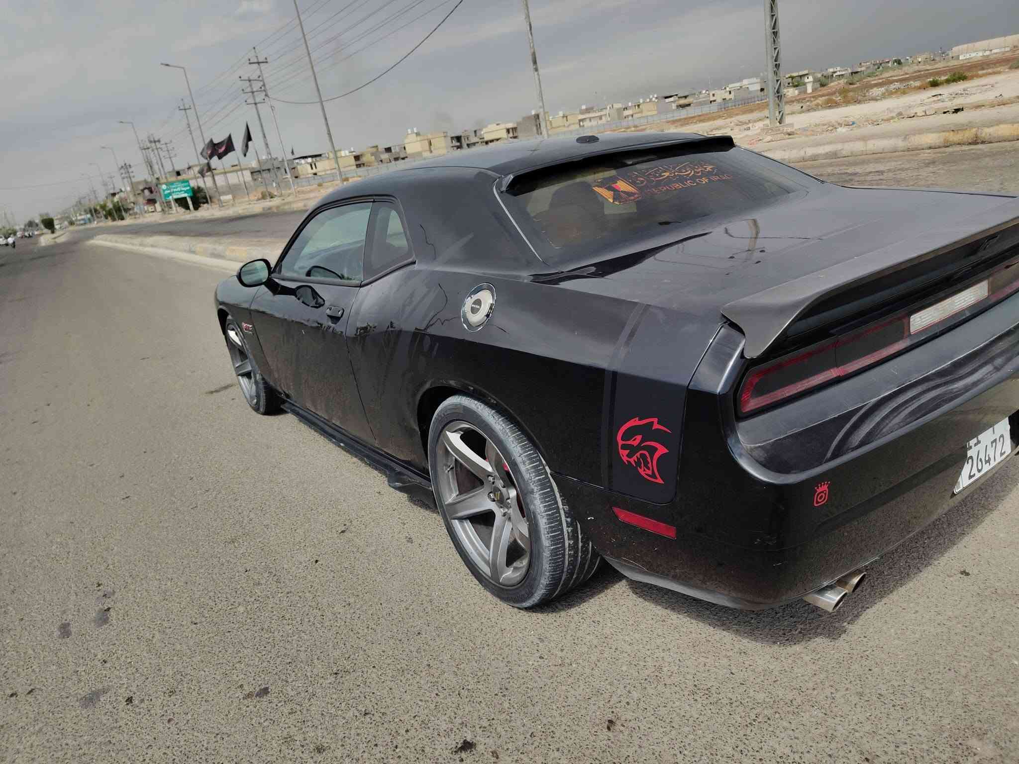 جالنجر مديل 2014 محرك 5700  v8 سياره نضيفه سونار بالصور ماشيه 80 ميل جاهزه مكينه كير تبريد حداديه رقم بغداد للبيع او مراوس حسب القناعه ***********.  مكاني كربلاء
